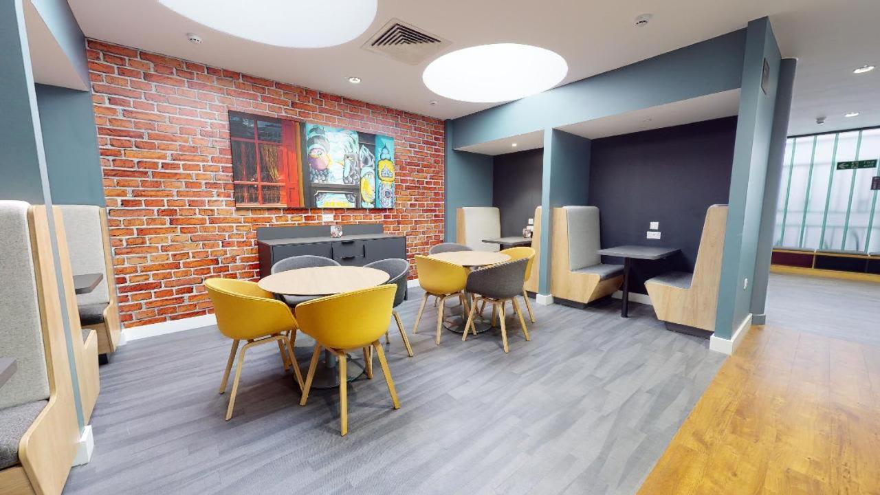 For Students Only Iq Will Wyatt Court Apartment London